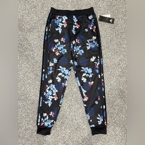 Adidas Girls Floral Joggers NWT Size M 10/12